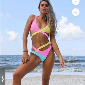 NWT: Cimibikini taste the rainbow bikini set
